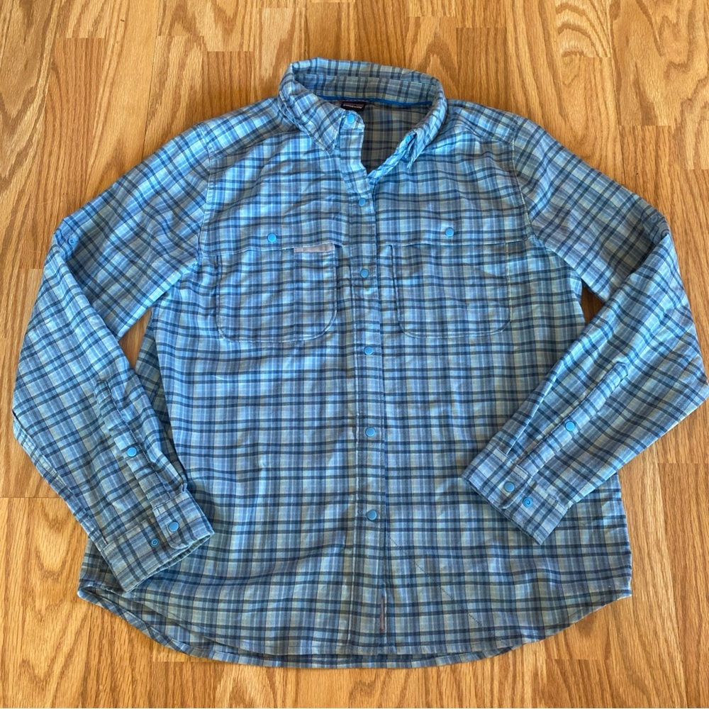 Patagonia Flannel Snap Down Women’s Size Medium Blue Plaid Pockets Long Sleeve